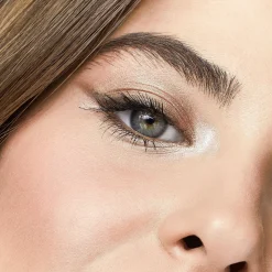 Bite-Size Eyeshadow