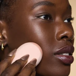 Halo Glow Angled Silicone Face Sponge