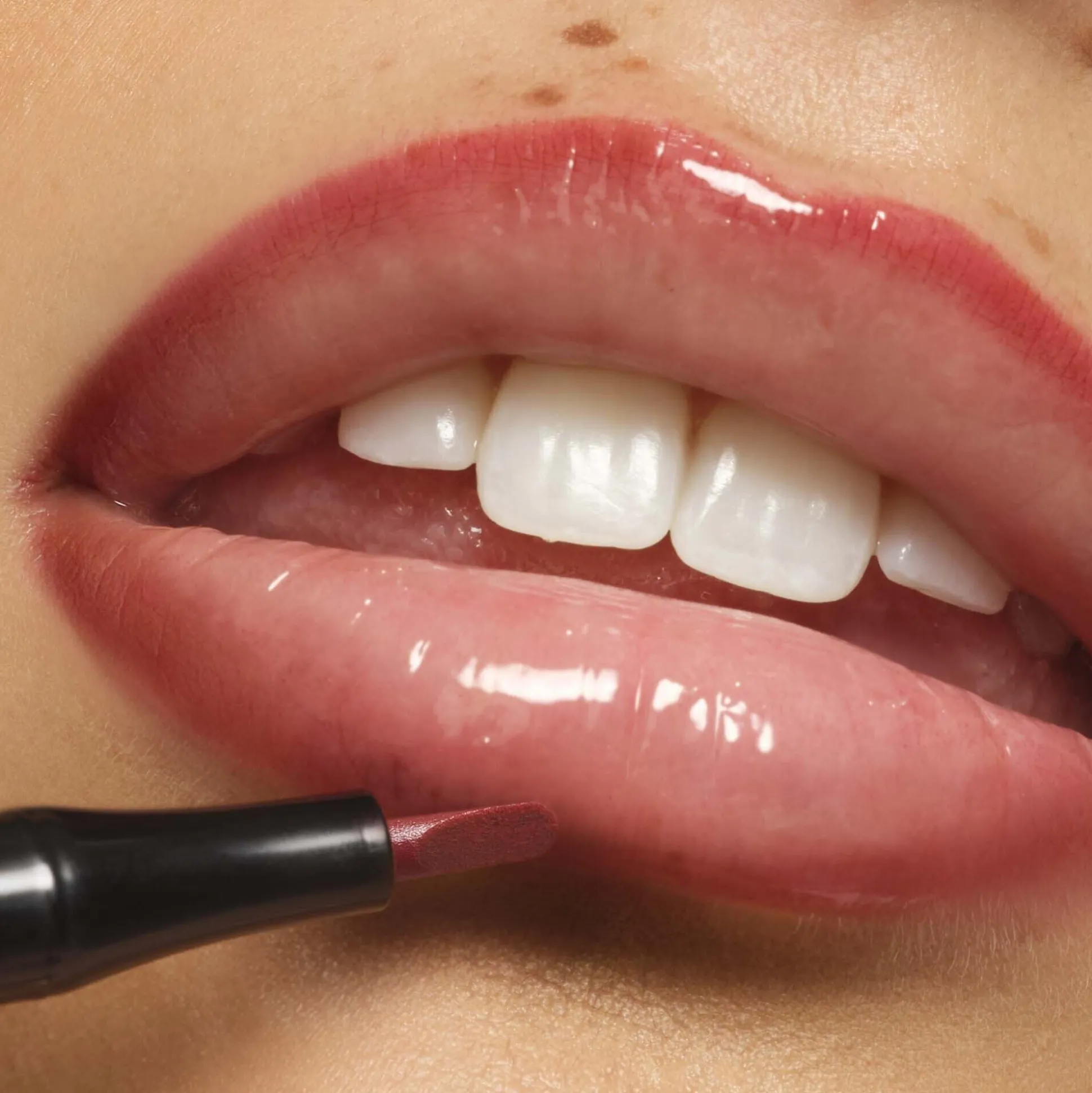 Main Stain Lip Marker