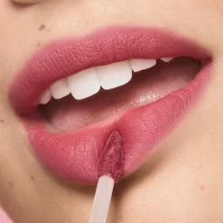 So Blurreal Lip & Cheek Whip